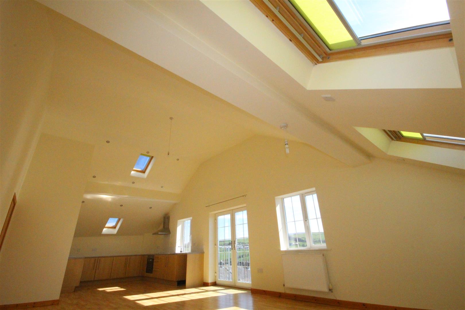2 bedroom apartment For Sale in Colne - IMG_9531.JPG